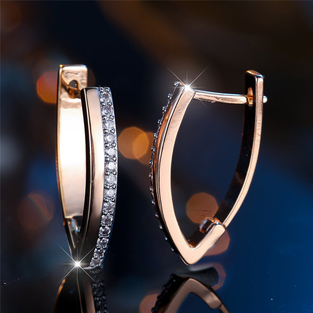Women's V-shaped Fashion Personalized Ear Clips Weloria