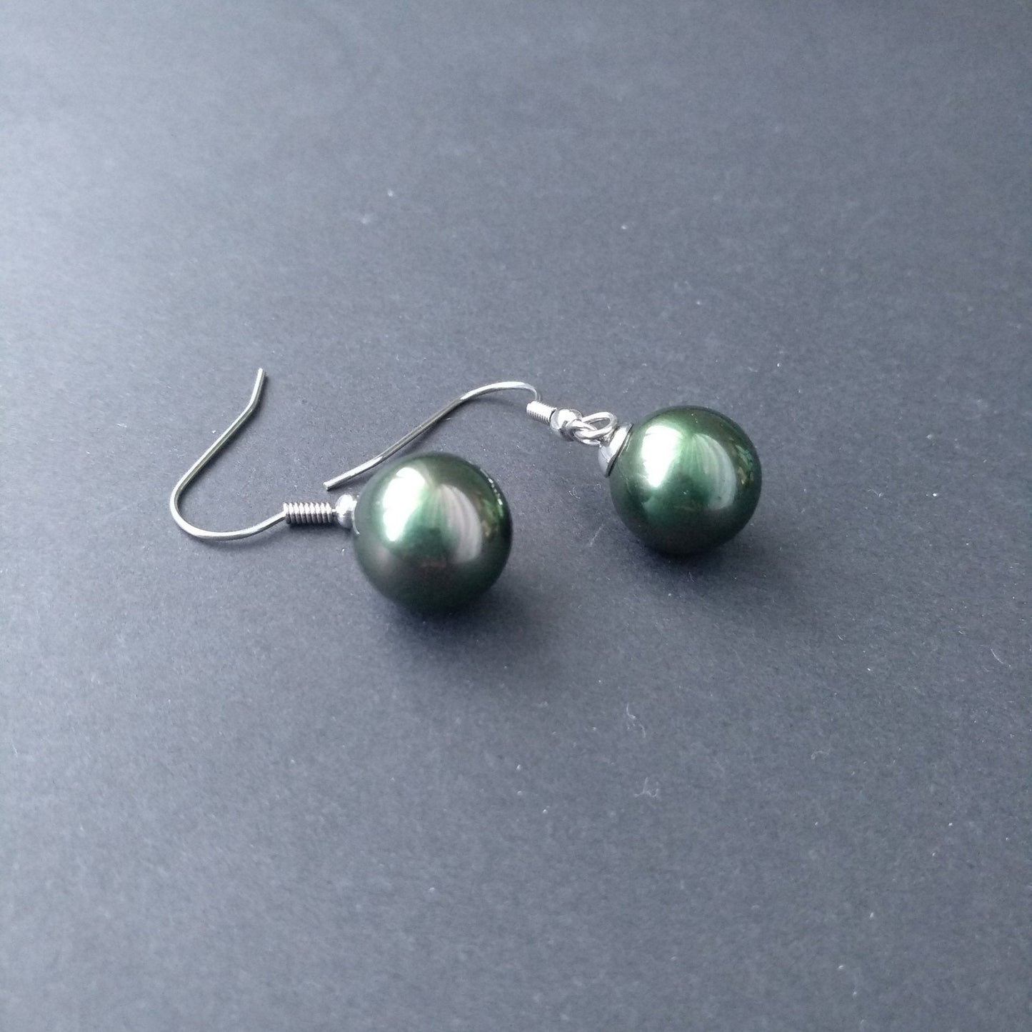 Elegant Tahidi Black Pearl Women's Large Simple Fresh Water Shell Pearl Earrings Weloria