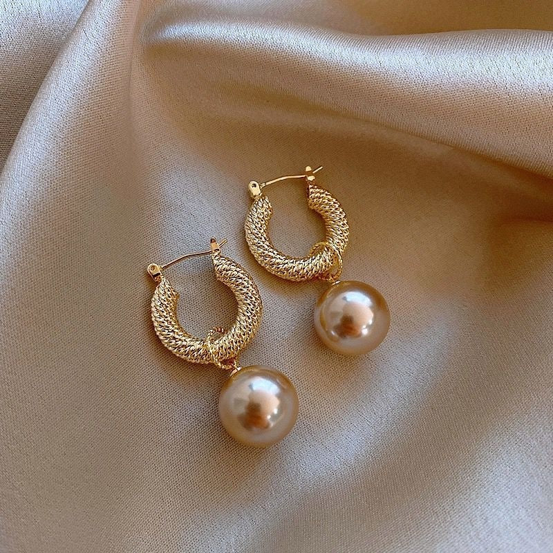 All-matching Elegant Simple Zircon Female Earrings Weloria