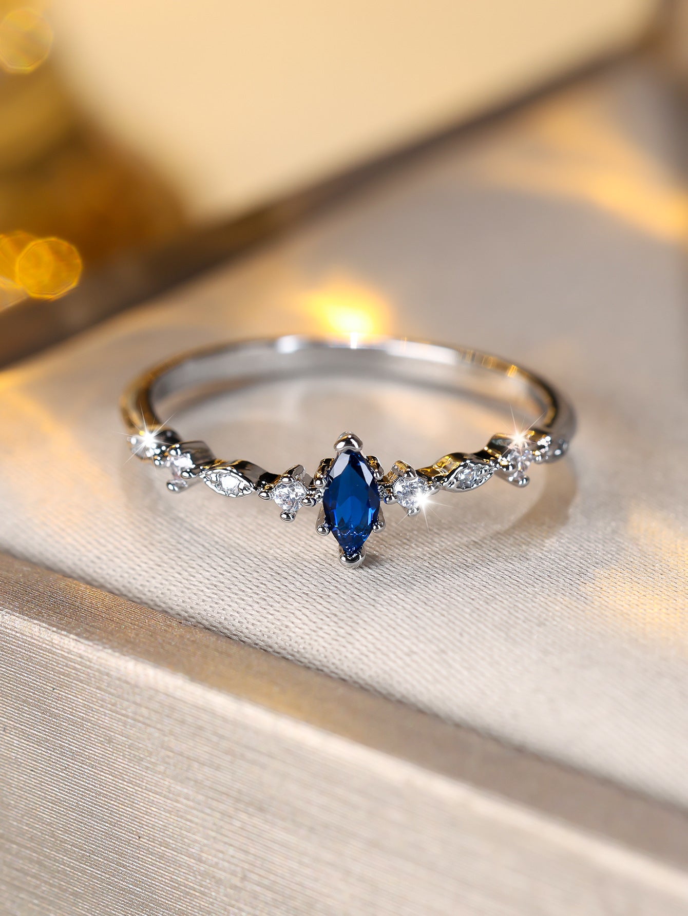 Women's Fashion Small And Personalized All-Match Ring Weloria