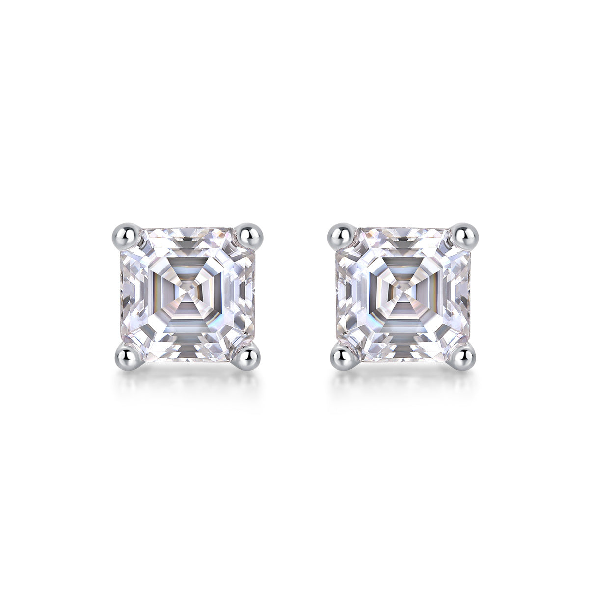 Unrestrained - A Fashionable And Luxurious Diamond Jewelry Piece Set With Square Moissanite S925 Sterling Silver And Platinum-plated Pendant Weloria