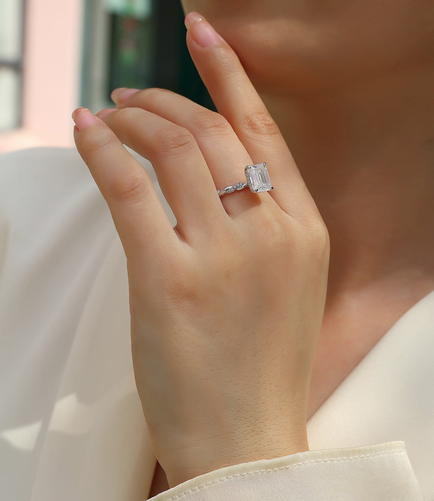 Chasing Light - A Fashionable Diamond Jewelry Piece Set With Moissanite S925 Sterling Silver And Platinum-plated Diamond Ring Weloria