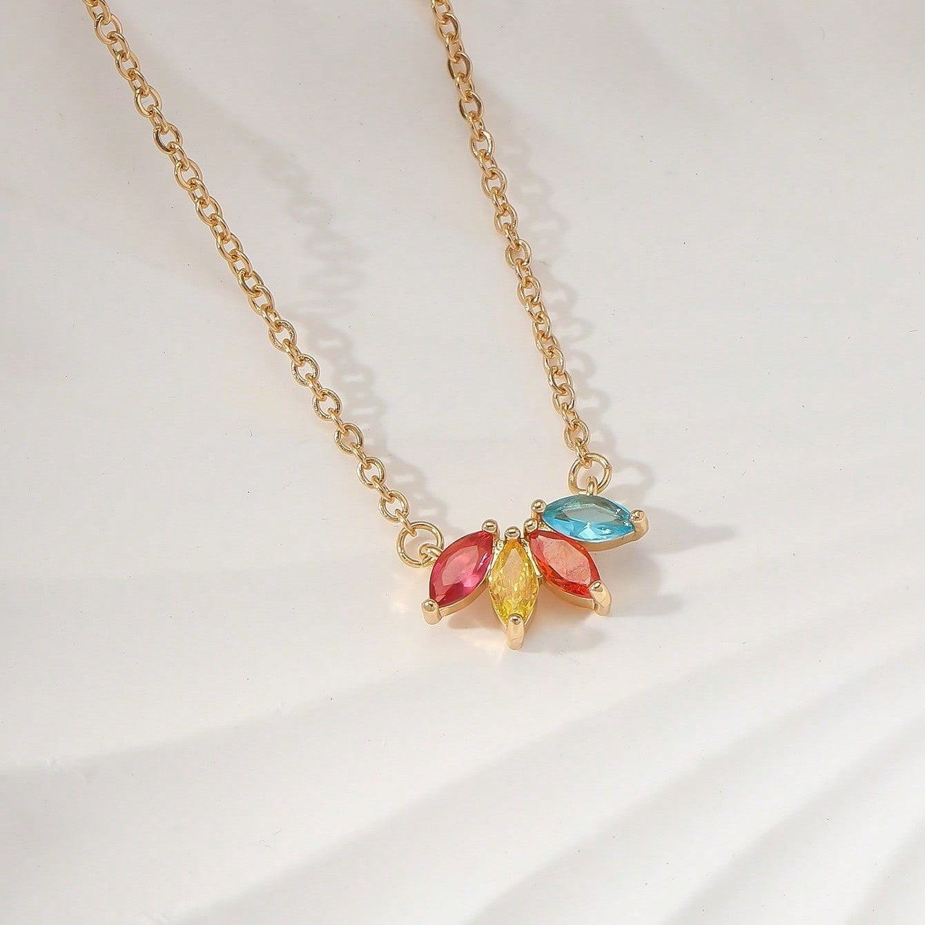 Rhinestone Leaf Necklace For Women Fashion Minority Design Weloria