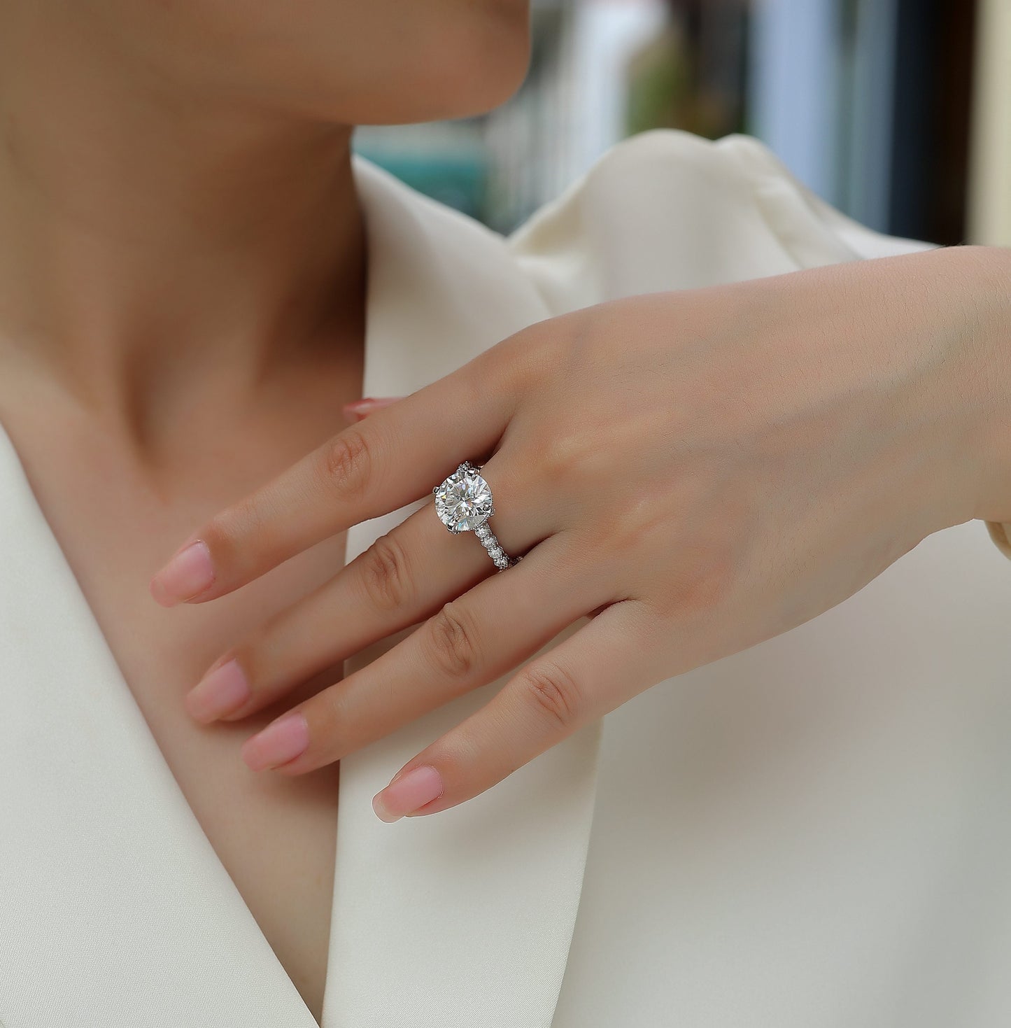 Affectionate And Tender - A Fashionable And Luxurious Jewelry Piece Set With 5-carat Moissanite S925 Sterling Silver And Platinum-plated Diamond Weloria