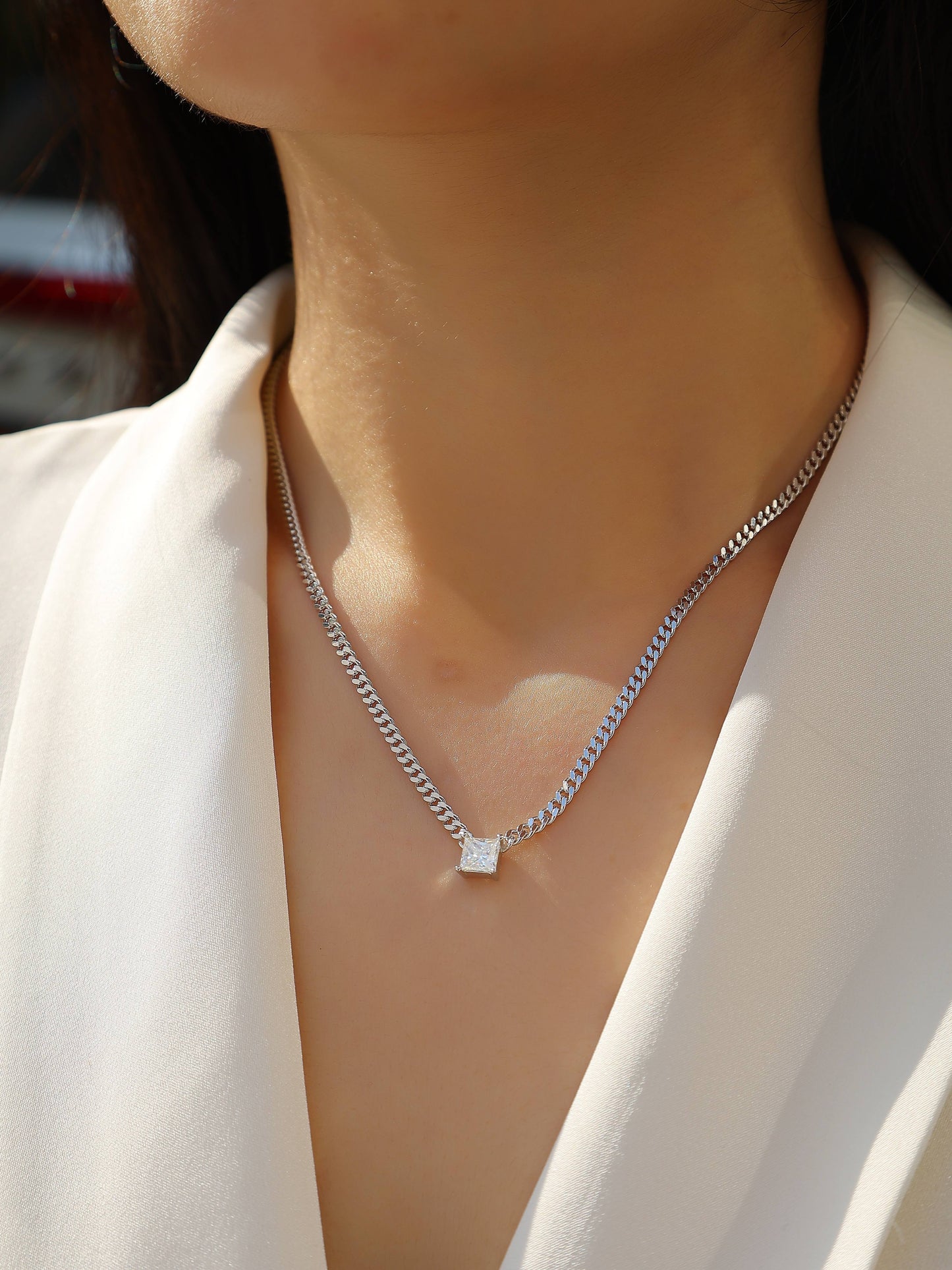 Zhang Yang - A Fashionable And Luxurious Diamond Jewelry Pendant Set With Square Moissanite S925 Sterling Silver Weloria