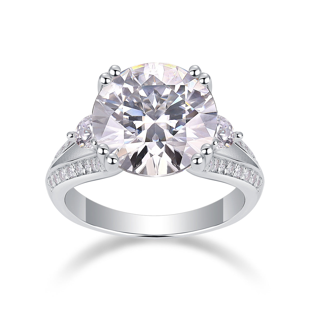 Elegant Radiance - A Fashionable And Luxurious Jewelry Piece Set With 5-carat Moissanite S925 Sterling Silver And Platinum-plated Diamond Weloria