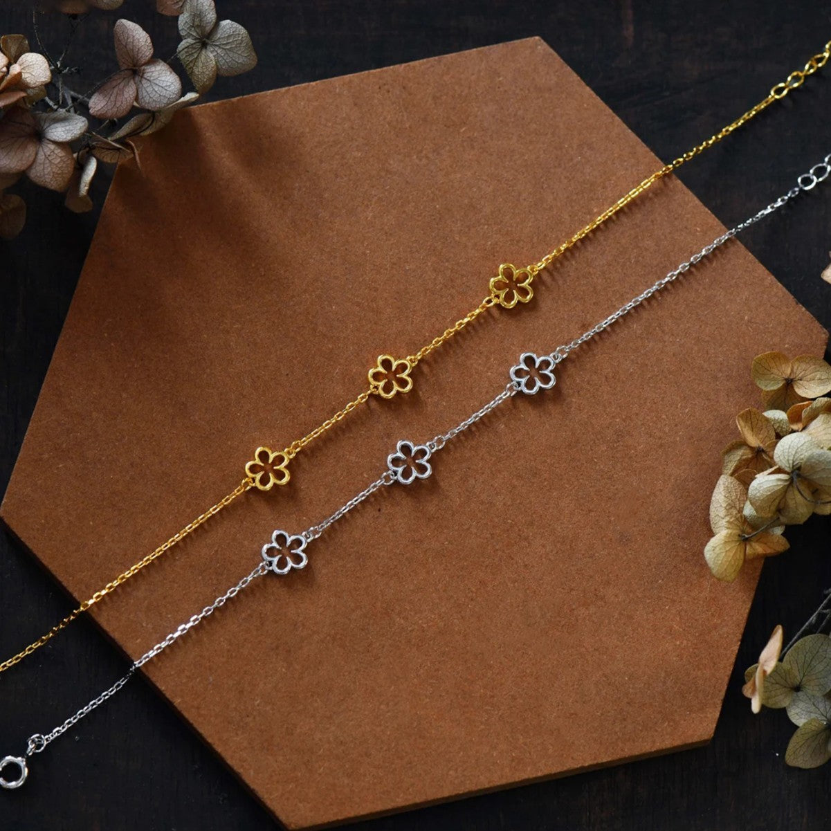 Women's All-match S925 Sterling Silver Light Luxury Flower Bracelet Weloria