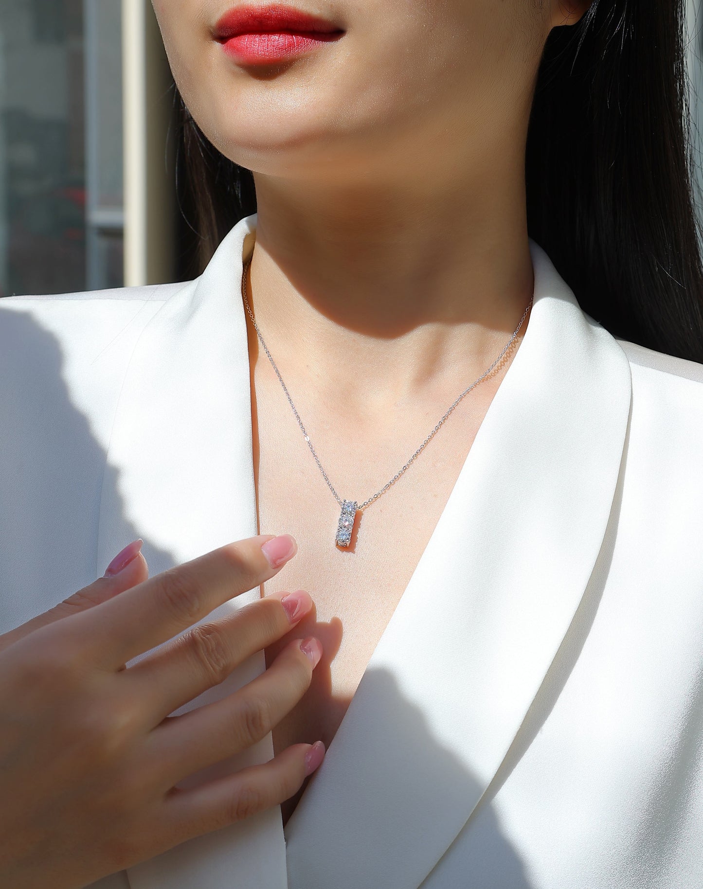 Round - A Fashionable And Luxurious Diamond Jewelry Pendant Set With 0.5-carat Moissan Diamonds, S925 Sterling Silver And Platinum Plating Weloria
