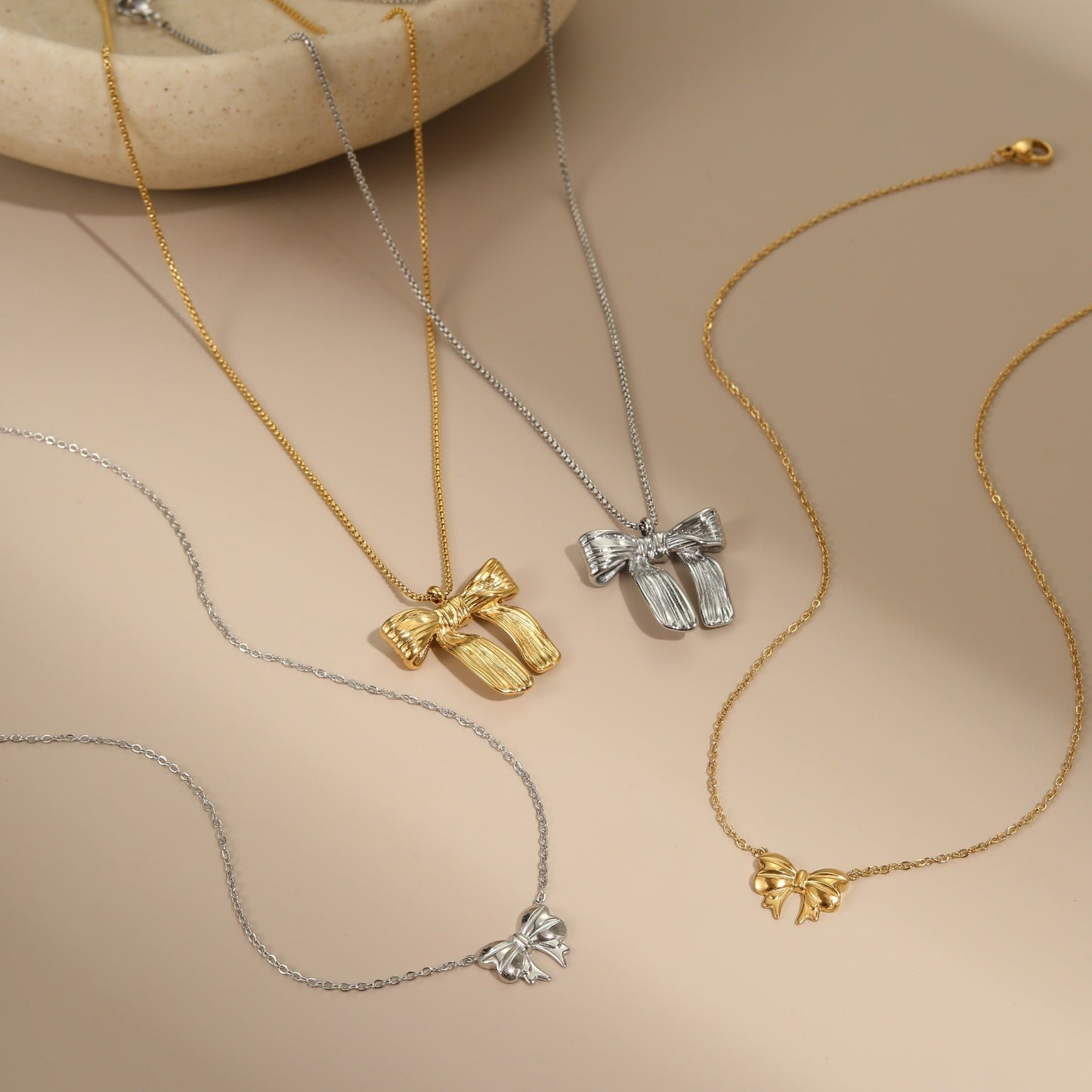 Bow Stainless Steel Necklace Gold-plated Design Light Luxury Weloria