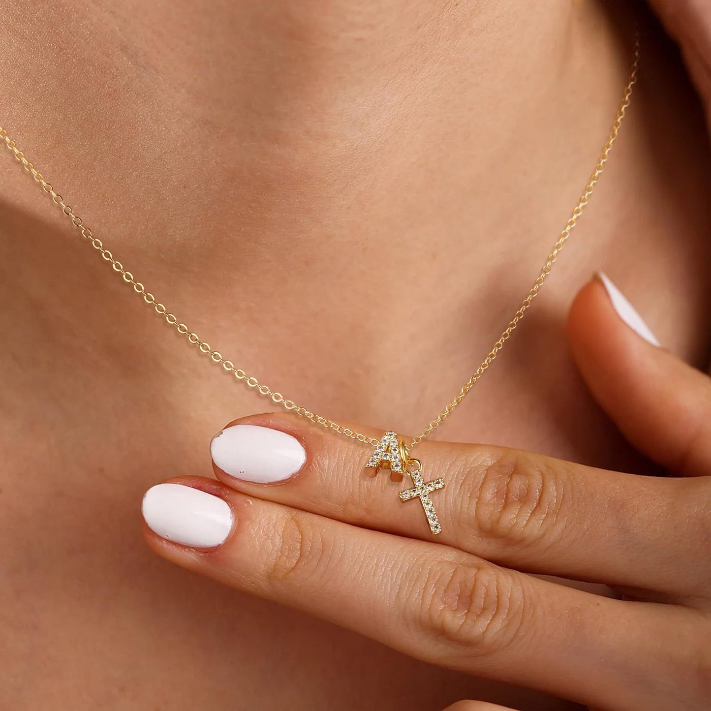 European And American Zircon Inlaid 26 Letter Necklace With Diamonds Weloria