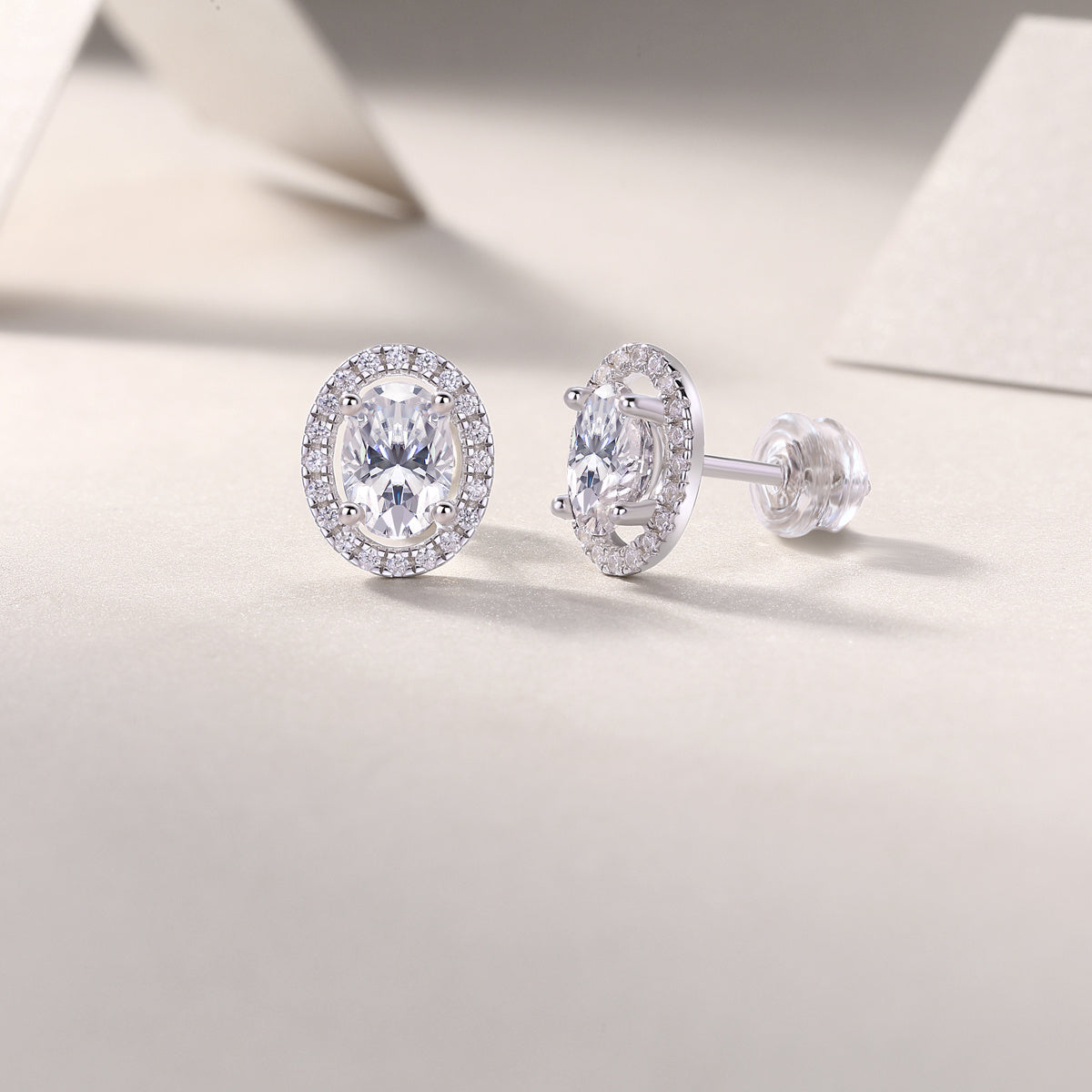 Phantom Night - Fashionable And Luxurious Diamond Jewelry Set With Moissanite S925 Sterling Silver And Platinum-plated Stud Earrings Weloria