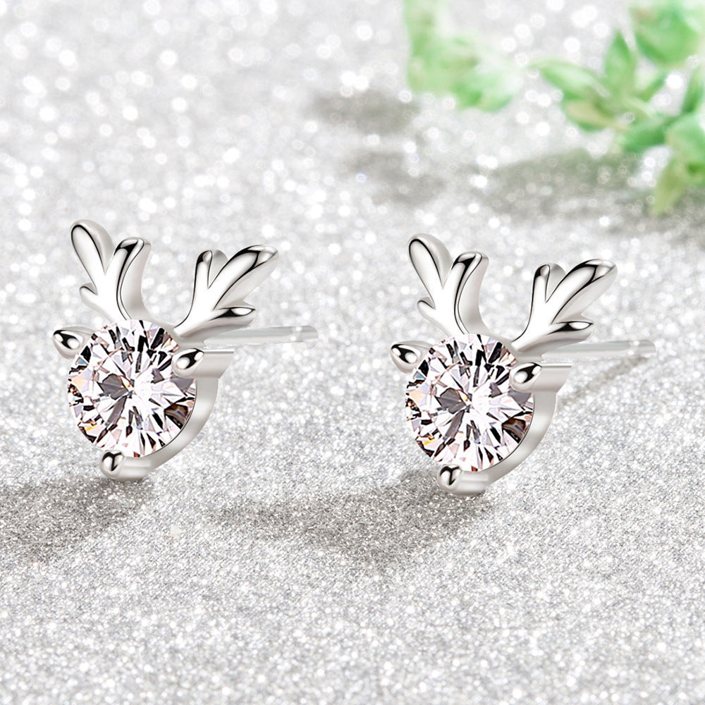 Heart-shaped Six-claw Inlaid Zircon Earrings Weloria