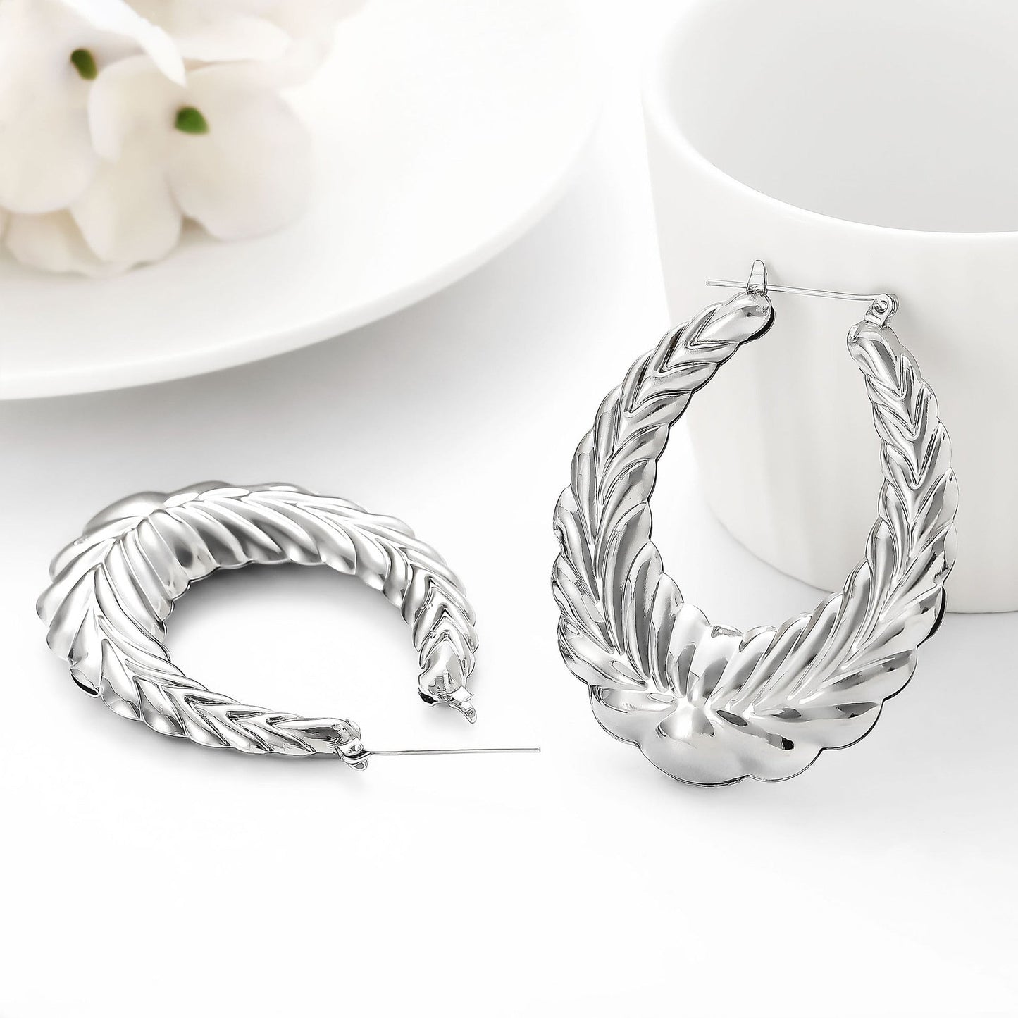 Fashion Personality Wheat Pattern Oval Earrings Weloria