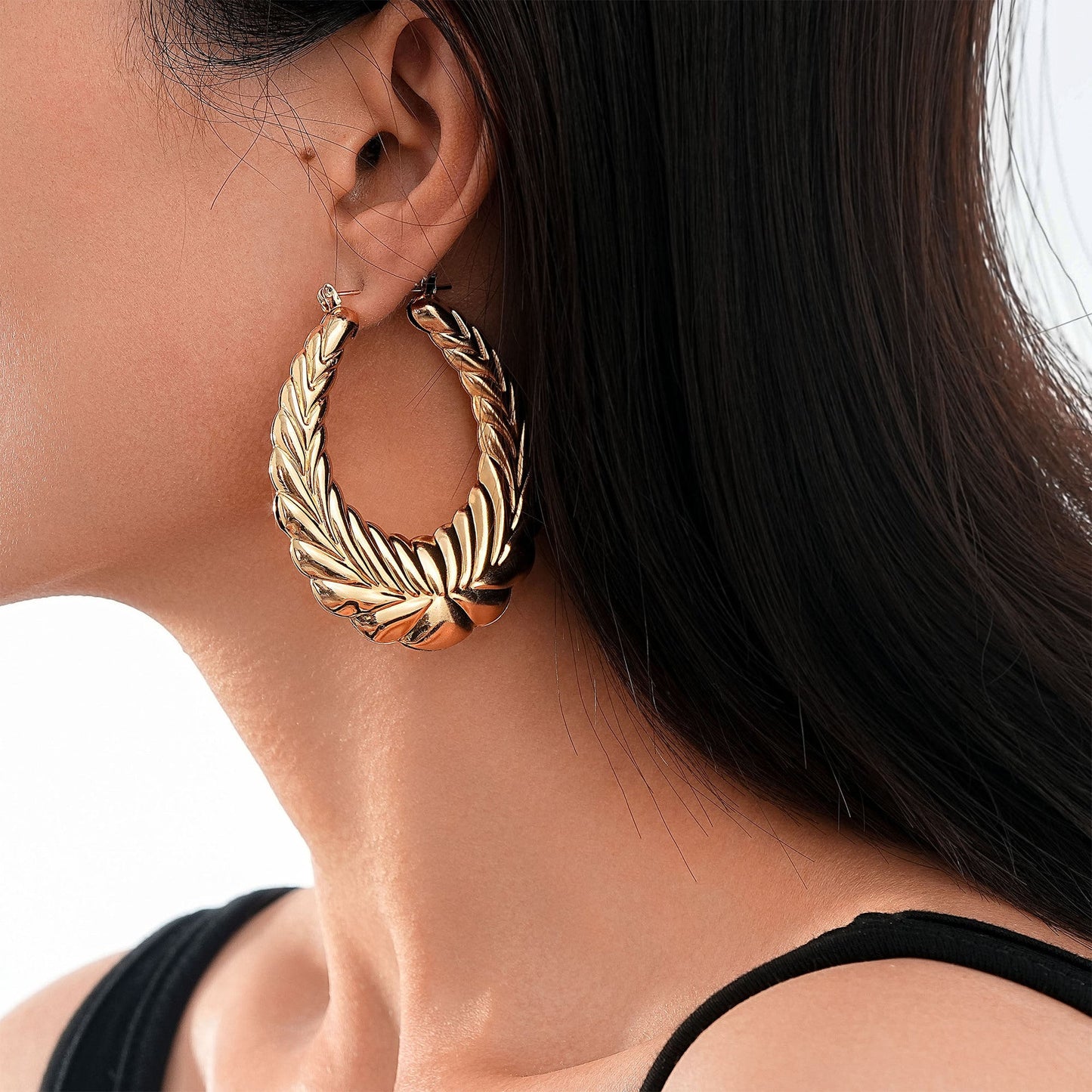 Fashion Personality Wheat Pattern Oval Earrings Weloria
