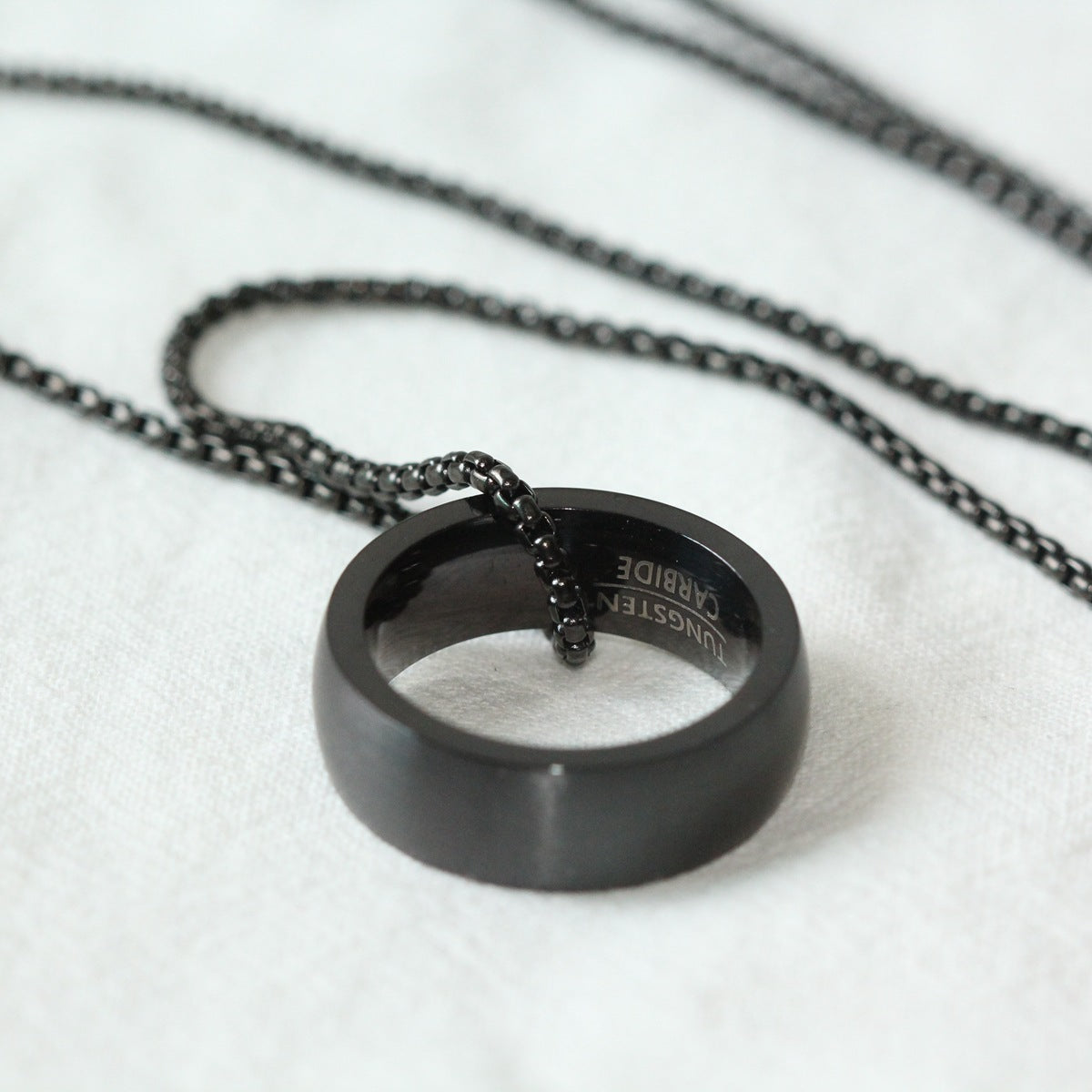 Men's Casual Versatile Pearl Chain Plain Circle Pendant Necklace Weloria