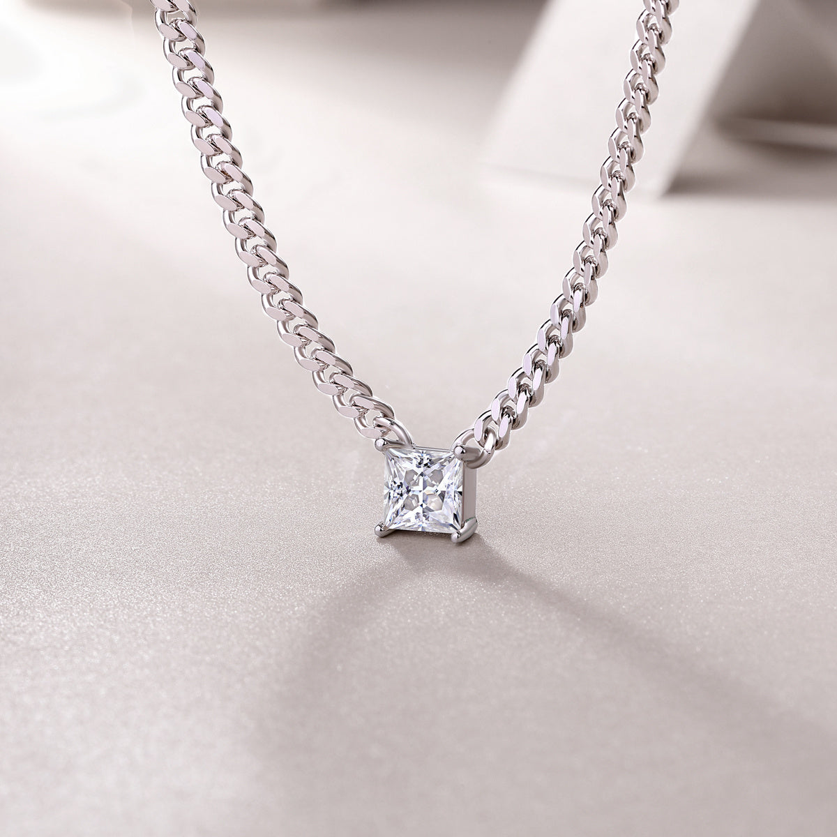 Zhang Yang - A Fashionable And Luxurious Diamond Jewelry Pendant Set With Square Moissanite S925 Sterling Silver Weloria