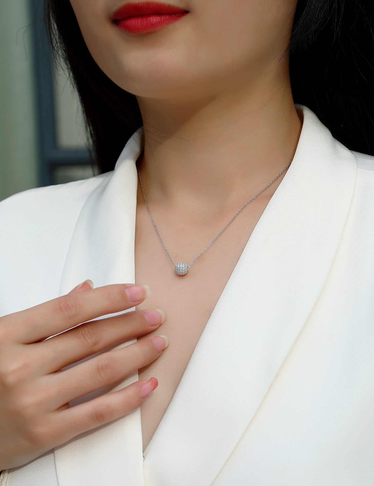 Meet At This Moment - A Fashionable And Luxurious Diamond Jewelry Pendant Set With Moissanite S925 Sterling Silver And Platinum Plating Weloria