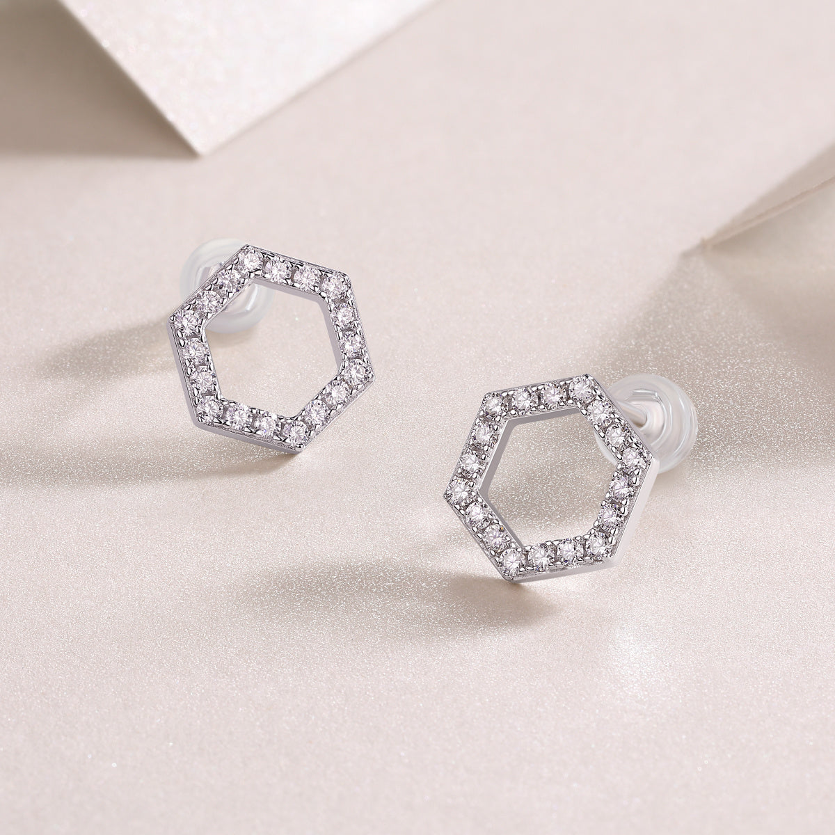 Empowering The Future - Fashionable, Trendy And Affordable Jewelry With Moissanite S925 Sterling Silver And Platinum-plated Stud Earrings Weloria