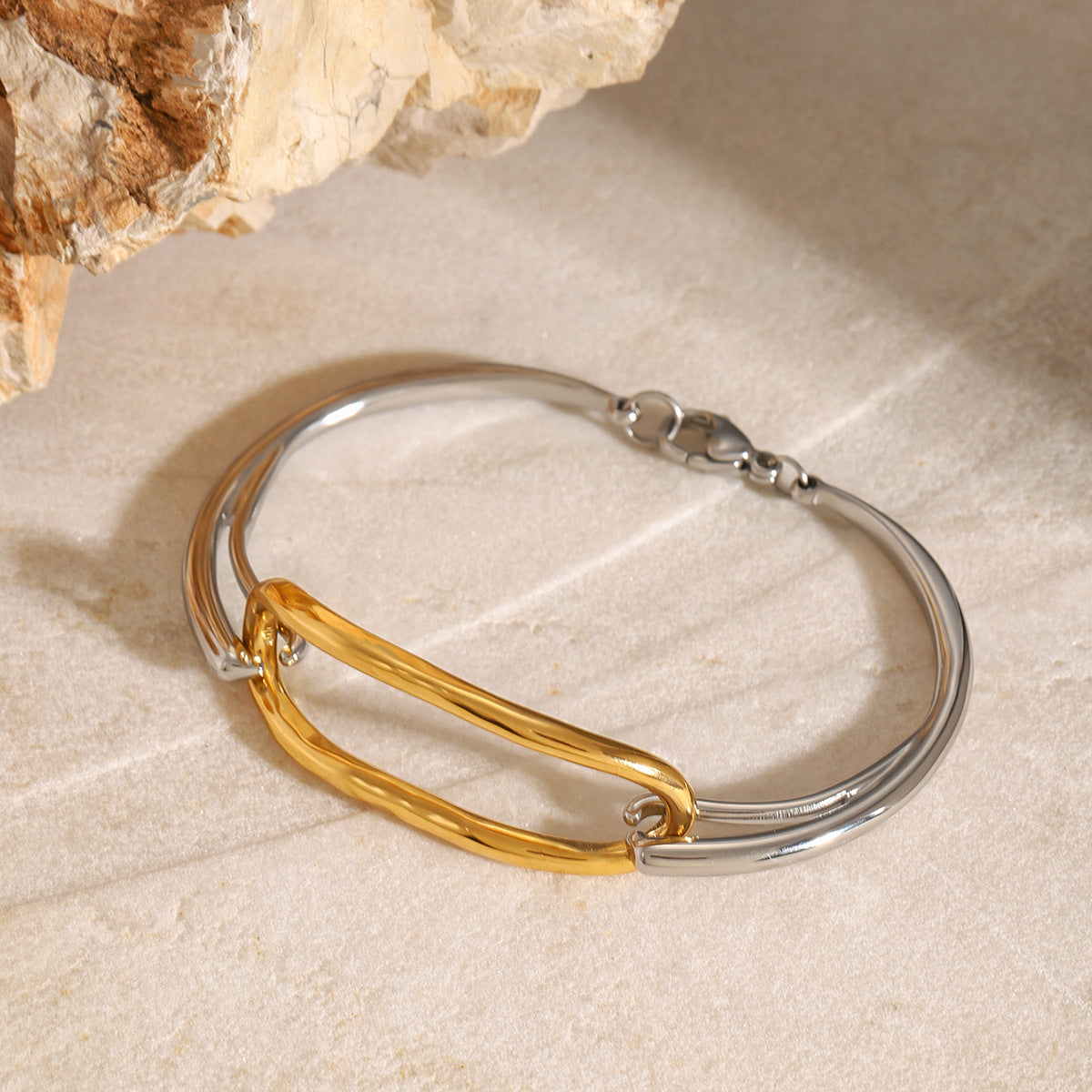 18K Stainless Steel Color Matching Geometric Bracelet Weloria