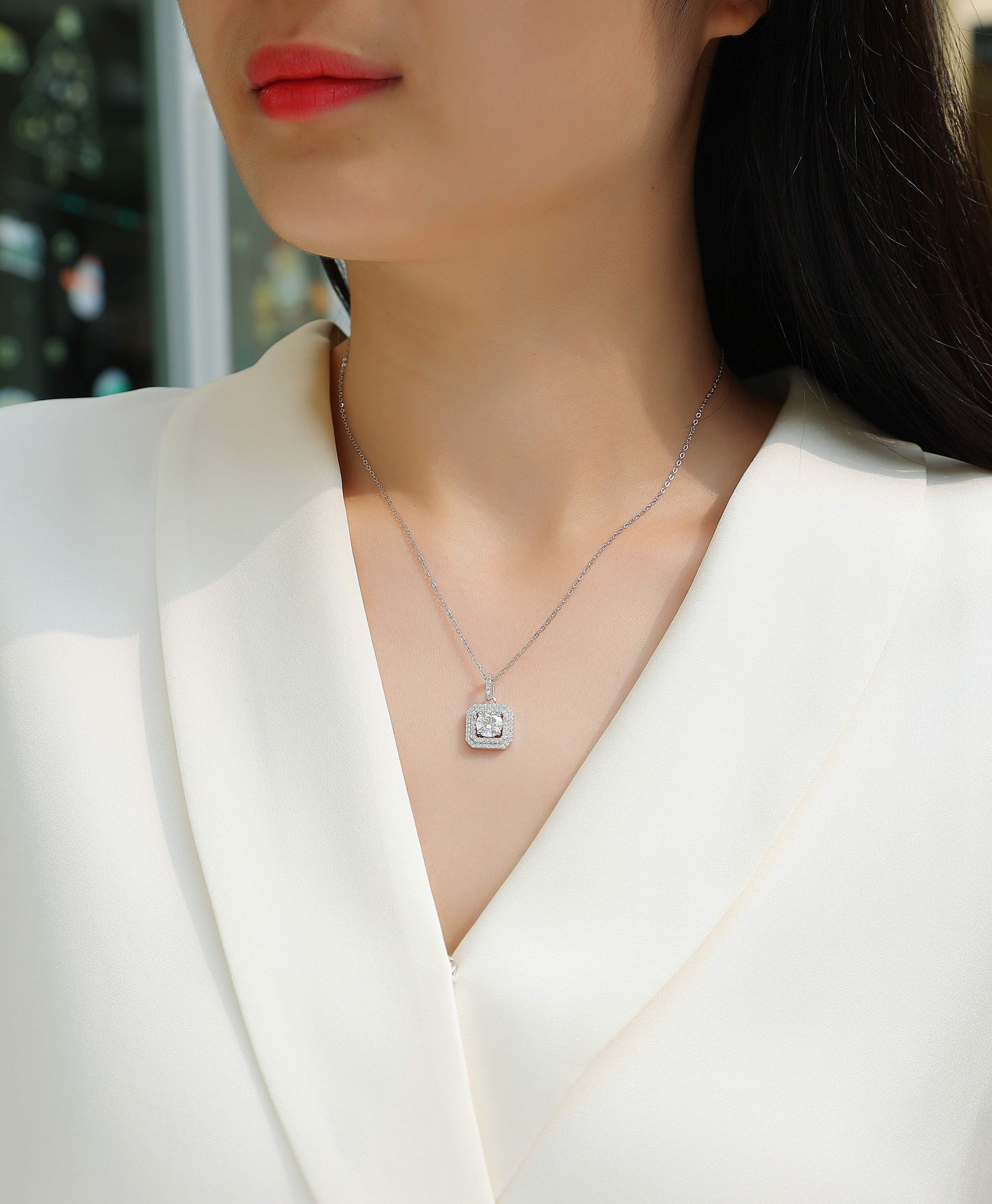 Sugar Diamond - A Fashionable And Luxurious Diamond Jewelry Piece Set With 1-carat Moissanite S925 Sterling Silver And Platinum-plated Pendant Weloria