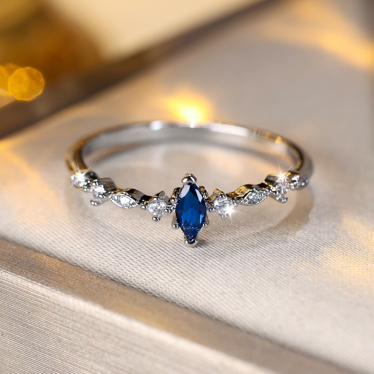 Women's Fashion Small And Personalized All-Match Ring Weloria