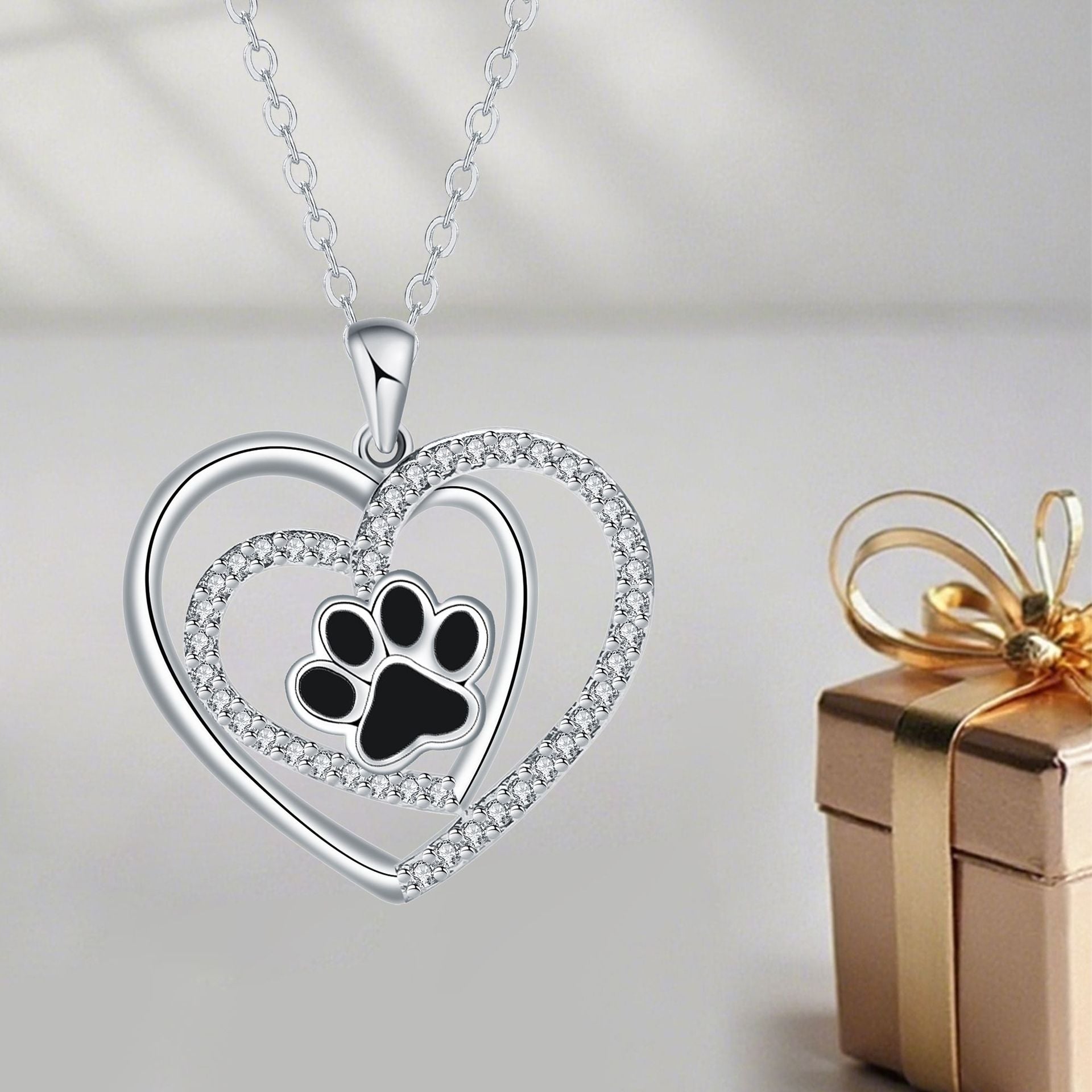 Dog's Paw Footprints Necklace Female Light Luxury Minority High Sense Weloria