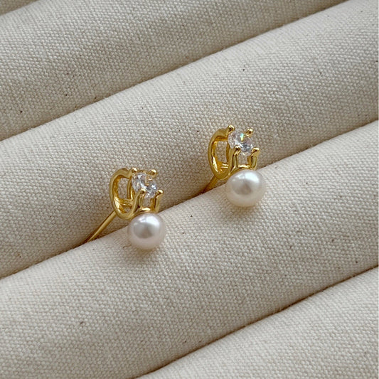 High-grade Shell Pearls Sterling Silver Ear Clip Personalized Circle Earrings For Women Weloria