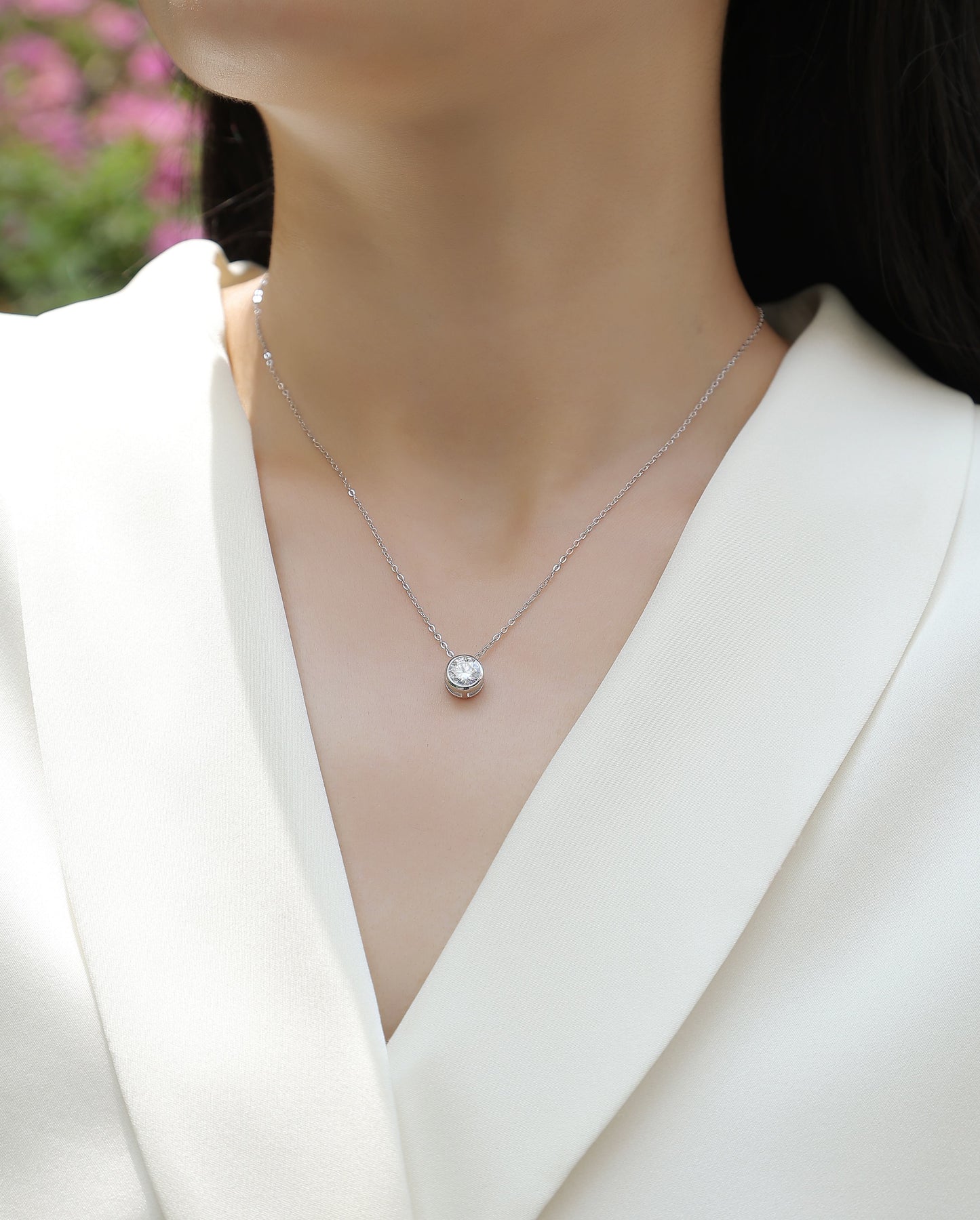 Purity - A Fashionable And Luxurious Diamond Jewelry Pendant Set With 1-carat Moissan Diamond S925 Sterling Silver Weloria