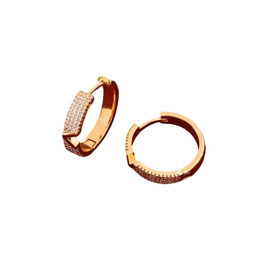 Simple And Versatile Letter Round Women's Ear Clip Weloria