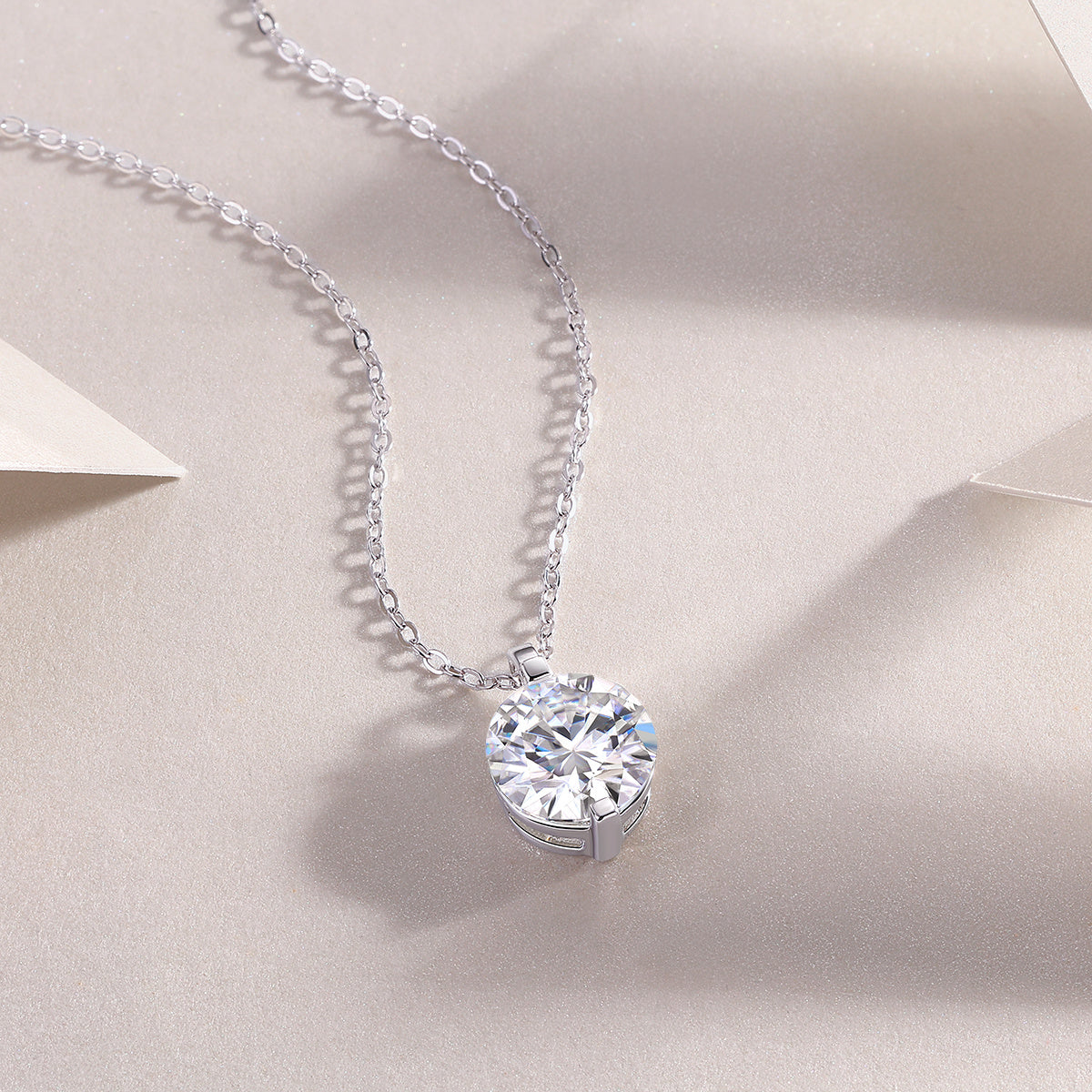 Time Lasts - A Fashionable And Luxurious Diamond Jewelry Pendant Set With 2-carat, 3-carat And 5-carat Moissan Diamonds, S925 Sterling Silver And Platinum Plating Weloria