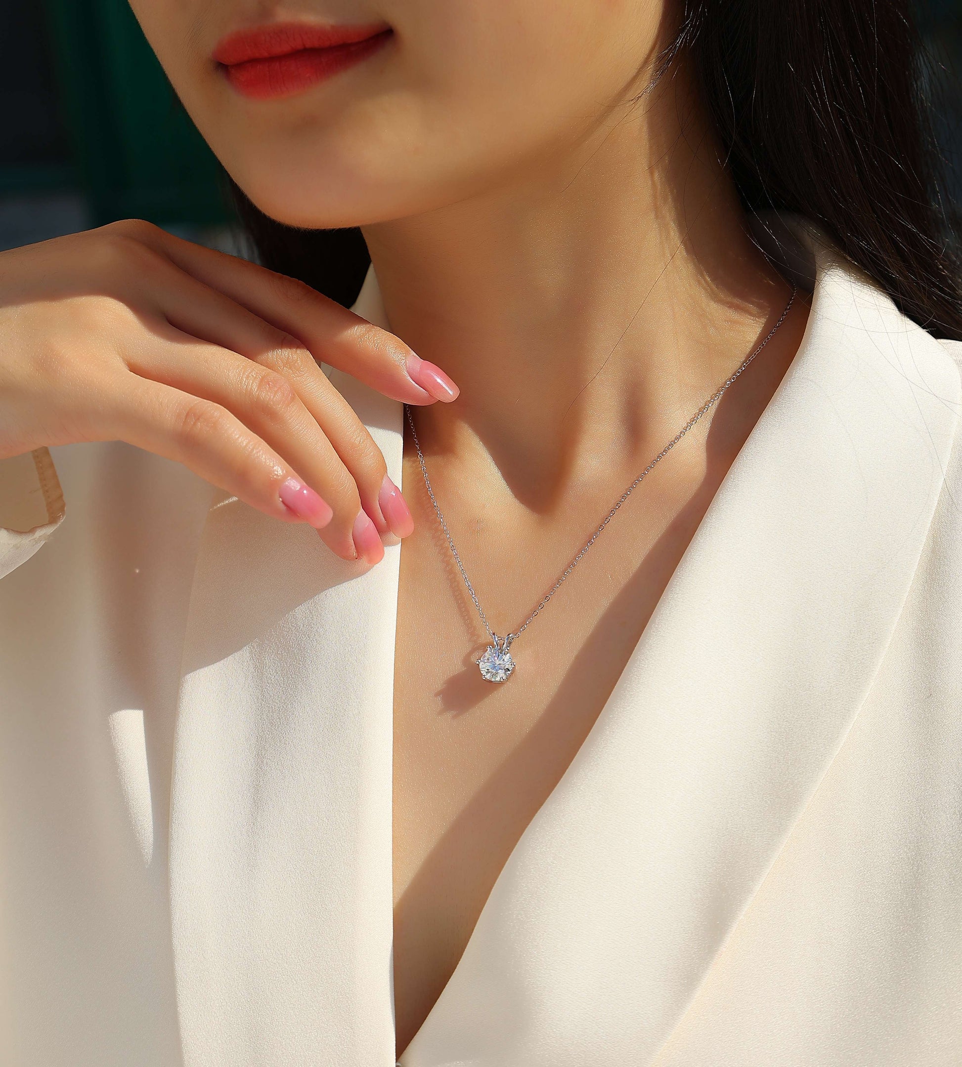 Romantic Mark - A Fashionable And Luxurious Diamond Jewelry Pendant Set With 2-carat Moissanite S925 Sterling Silver Weloria