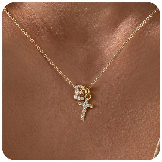 European And American Zircon Inlaid 26 Letter Necklace With Diamonds Weloria