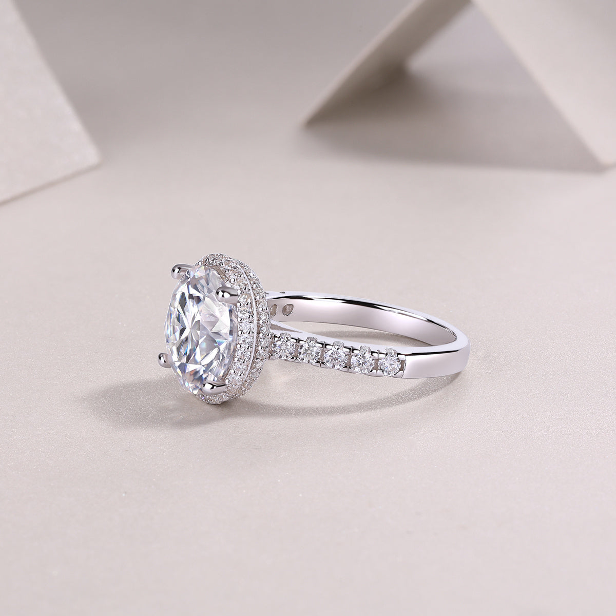 Starry Sky - A Fashionable And Luxurious Jewelry Piece Set With 5-carat Moissan Diamond S925 Sterling Silver And Platinum-plated Diamond Weloria