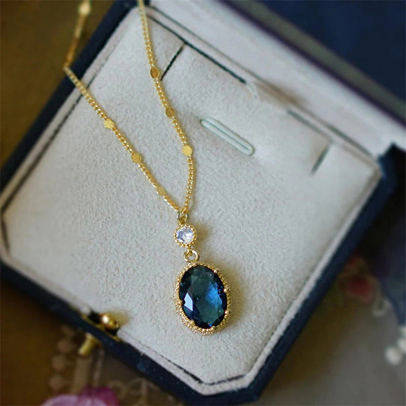Fashion French Retro Necklace For Women Weloria