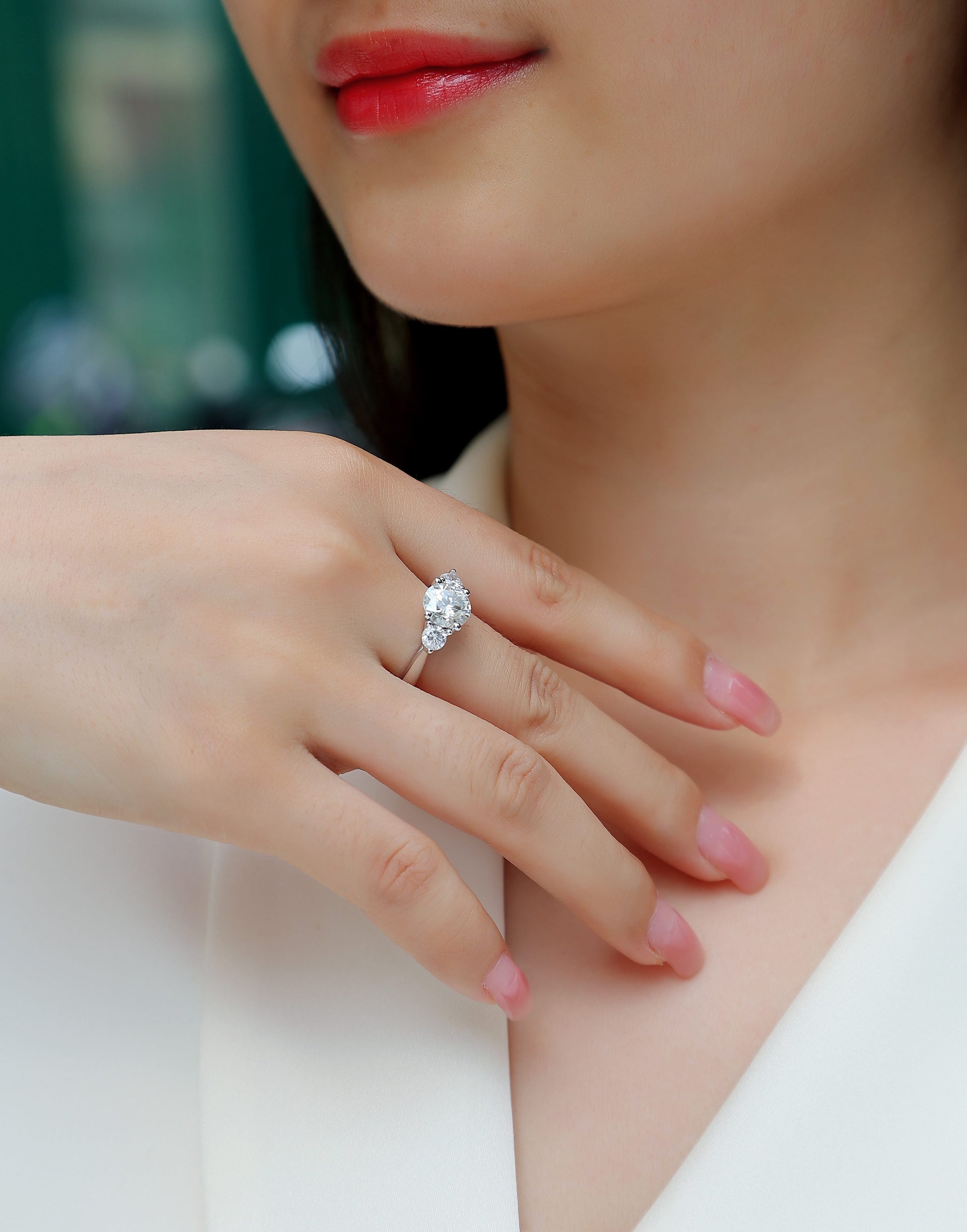 Three Lives And Three Worlds - A Fashionable And Luxurious Jewelry Piece Set With 2-carat Moissan Diamond S925 Sterling Silver And Platinum-plated Diamond Weloria