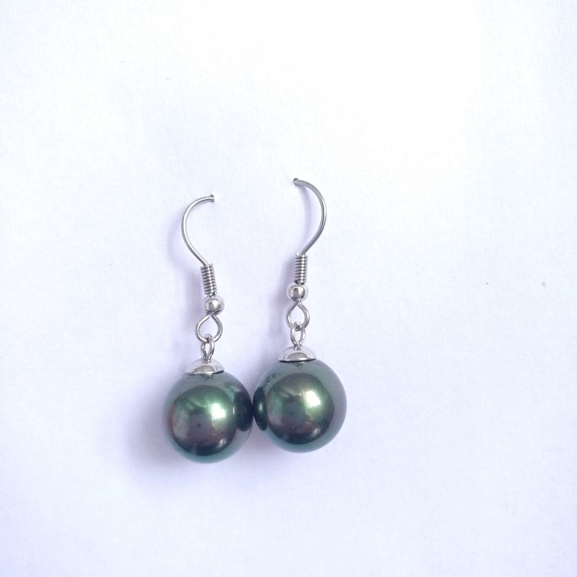 Elegant Tahidi Black Pearl Women's Large Simple Fresh Water Shell Pearl Earrings Weloria