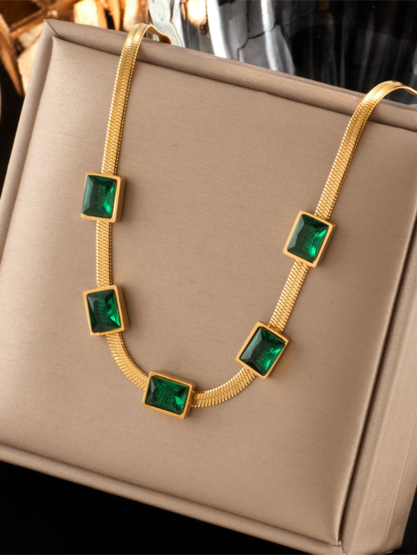 Simple Square Green Zircon Titanium Steel Necklace And Bracelet Suit Combination Weloria