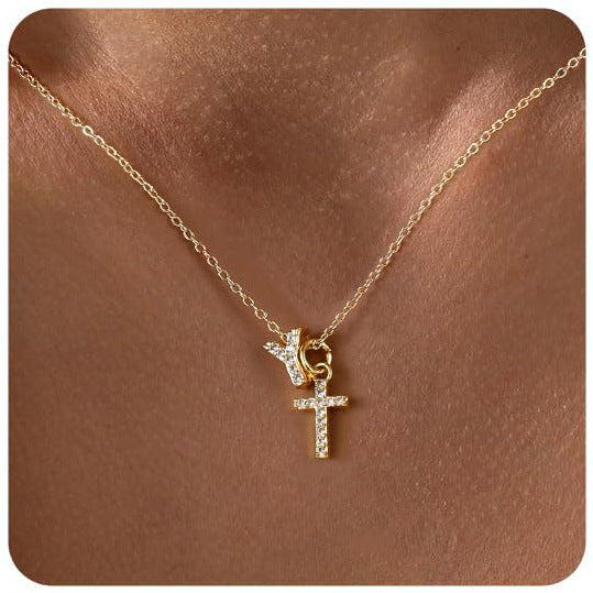 European And American Zircon Inlaid 26 Letter Necklace With Diamonds Weloria