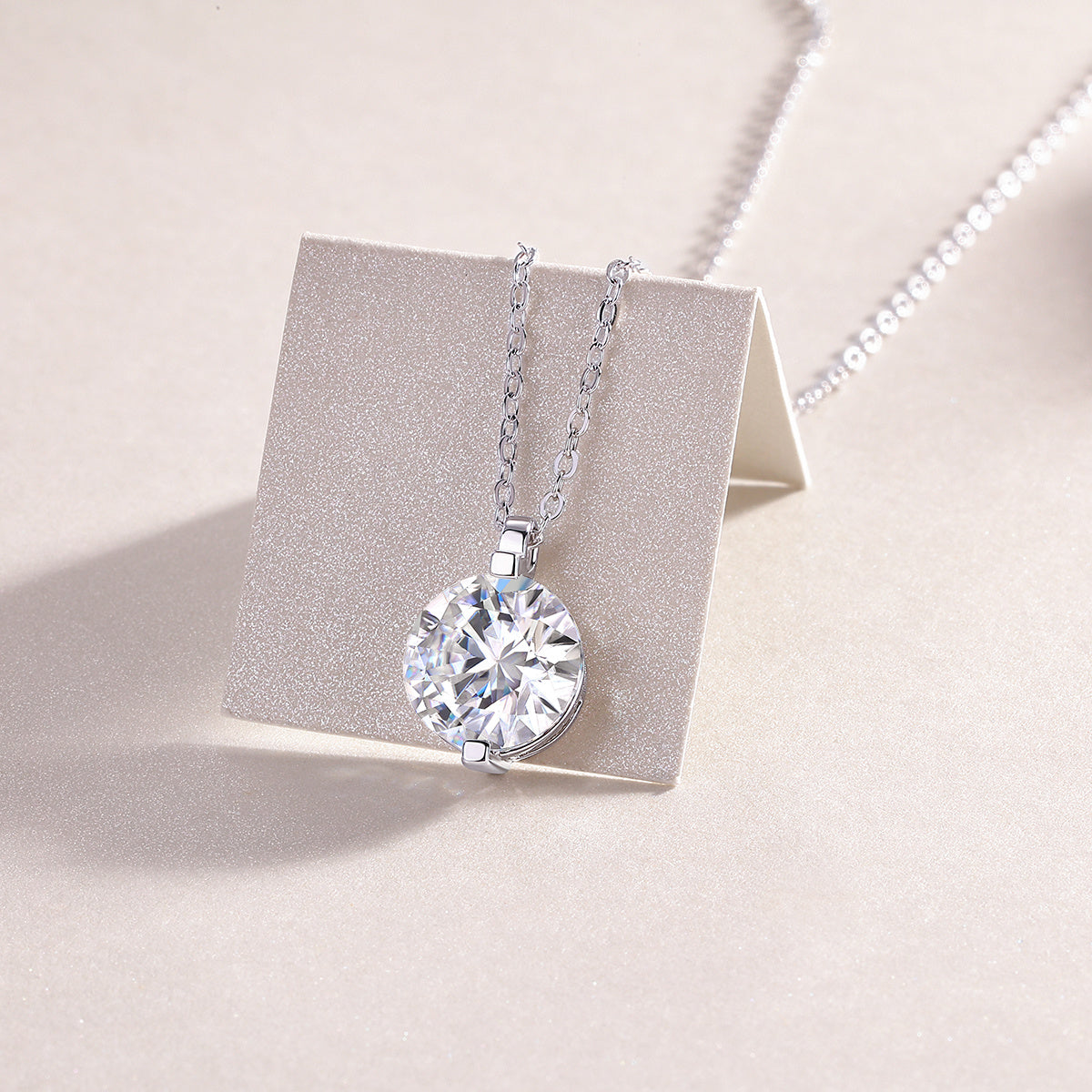 Time Lasts - A Fashionable And Luxurious Diamond Jewelry Pendant Set With 2-carat, 3-carat And 5-carat Moissan Diamonds, S925 Sterling Silver And Platinum Plating Weloria