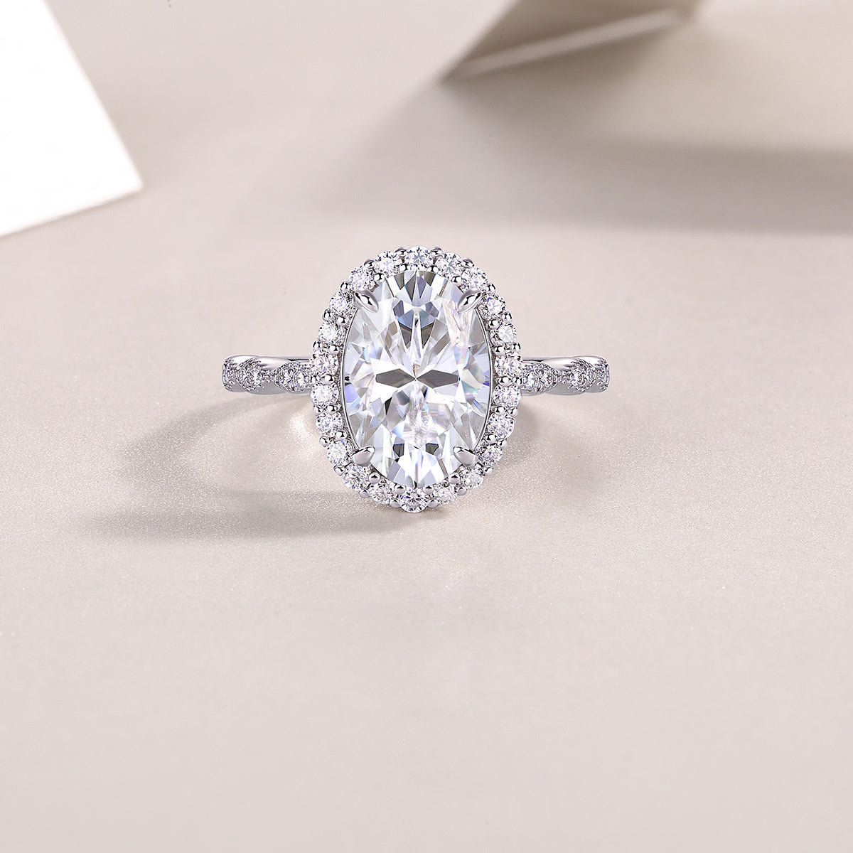 Bright Moon - A Fashionable Diamond Jewelry Piece Set With Moissanite S925 Sterling Silver And Platinum-plated Diamond Ring Weloria