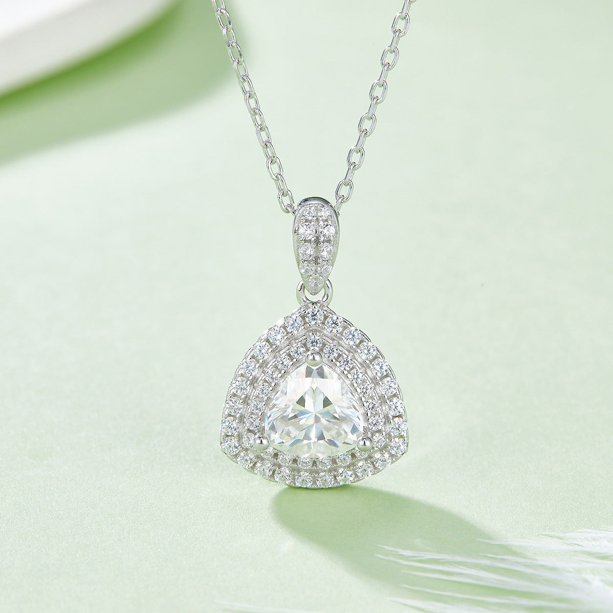 1 Karat Moissanite Special-shaped Rings Ear Studs Necklace Three-piece Set Weloria