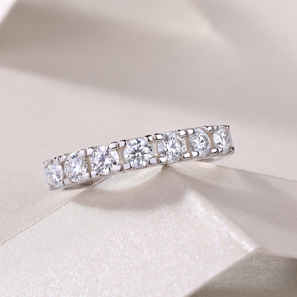 LUCKY 7- A Fashionable And Luxurious Jewelry Piece Set With One-tenth Moissan Diamond, S925 Sterling Silver And Platinum-plated Diamond Weloria