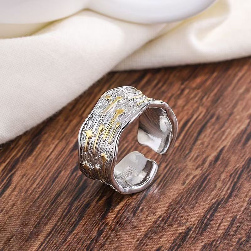 Female Uneven Meteor Shower Ring Weloria