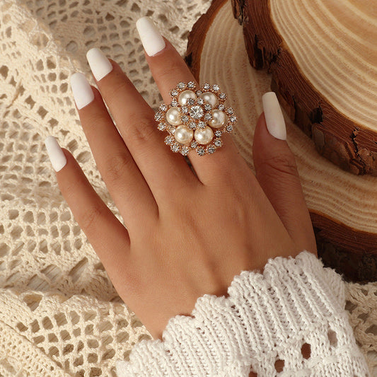 Simple Retro Fashion Refined Rhinestone Pearl Flower Ring Weloria