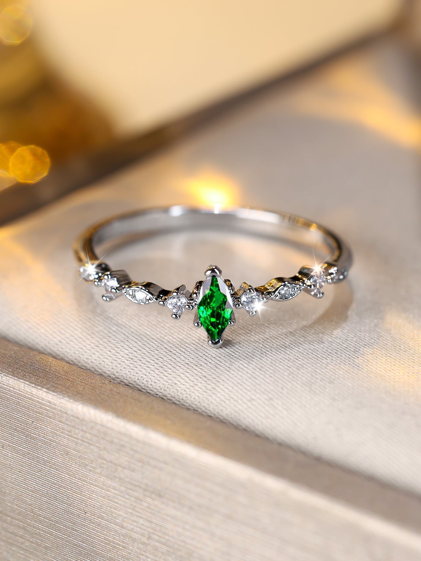 Women's Fashion Small And Personalized All-Match Ring Weloria