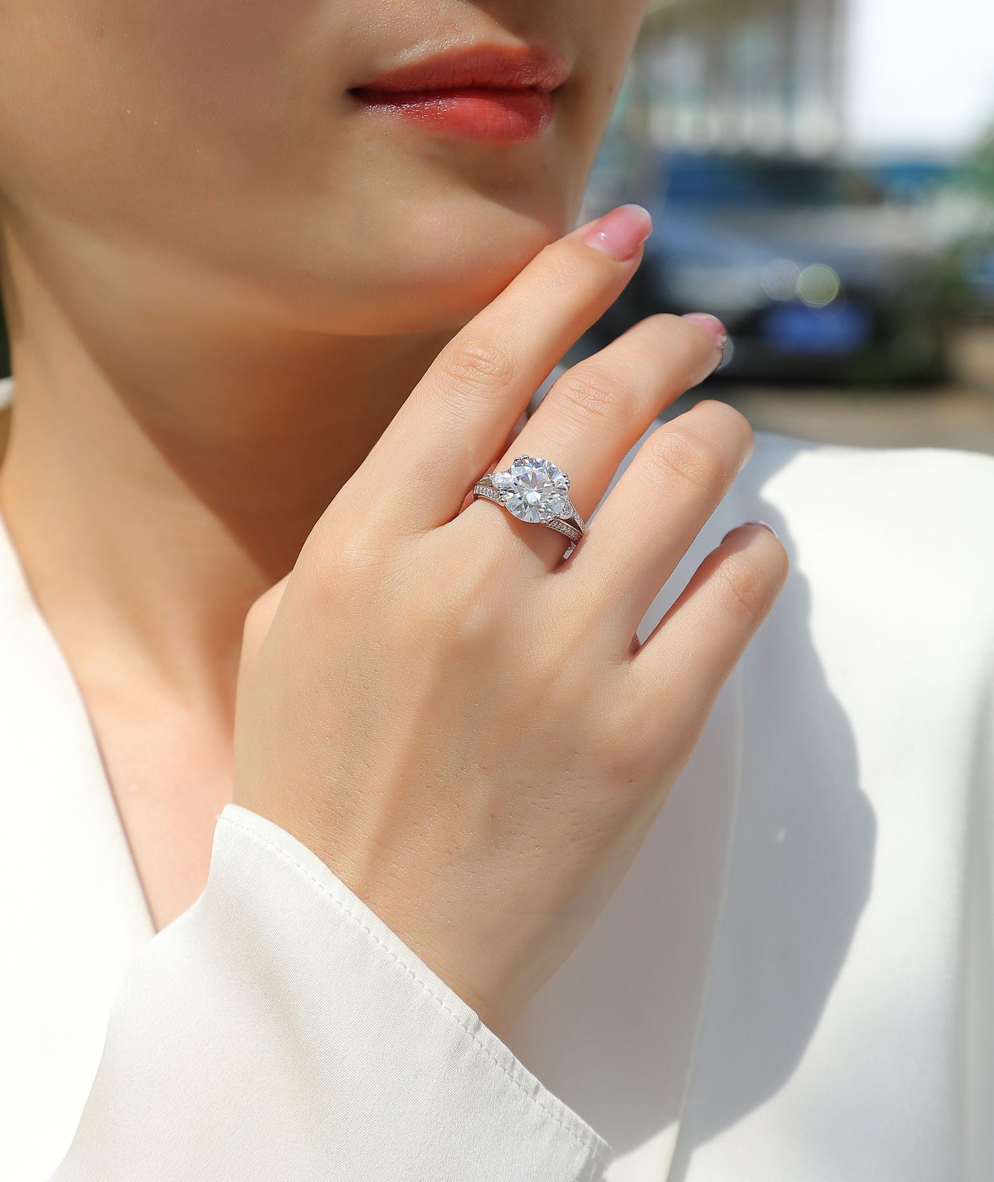 Elegant Radiance - A Fashionable And Luxurious Jewelry Piece Set With 5-carat Moissanite S925 Sterling Silver And Platinum-plated Diamond Weloria