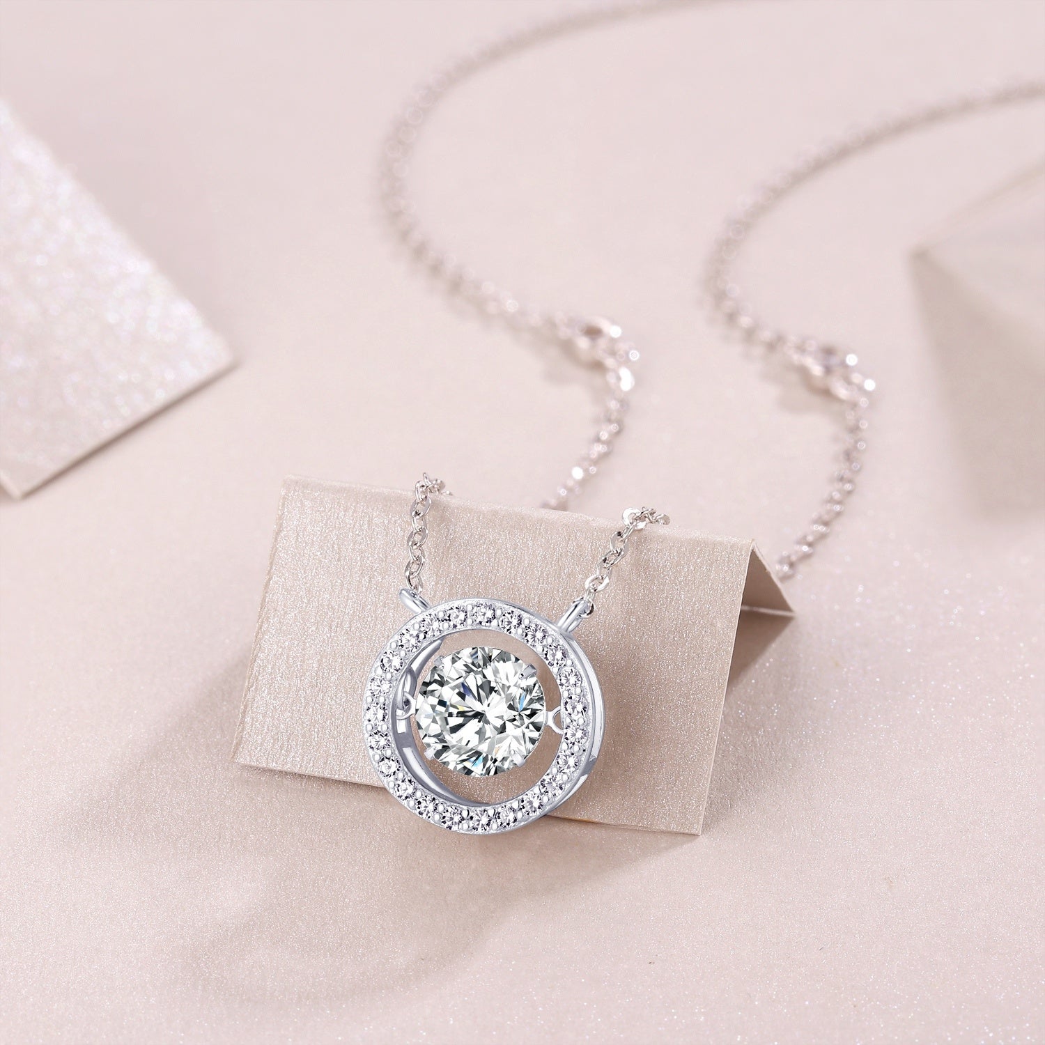 Mobius - A Fashionable And Luxurious Diamond Jewelry Piece Set With 1-carat Moissanite S925 Sterling Silver And Platinum-plated Pendant Weloria