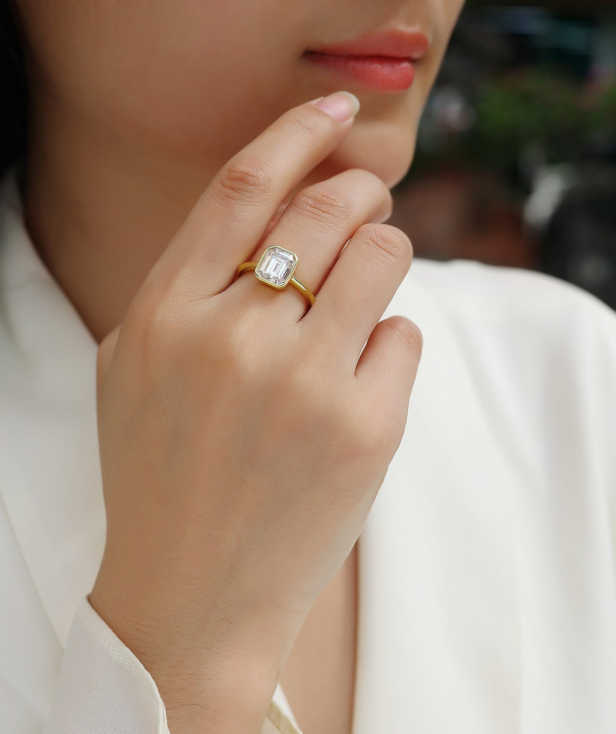 Pagoda - A Fashionable Diamond Jewelry Piece Set With Moissanite S925 Sterling Silver And Gold-plated Diamond Ring Weloria