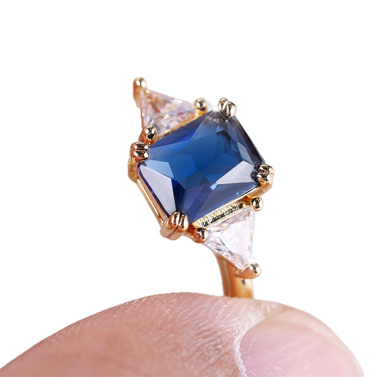 Ladies New Rectangular Fashion Simple Ring Weloria
