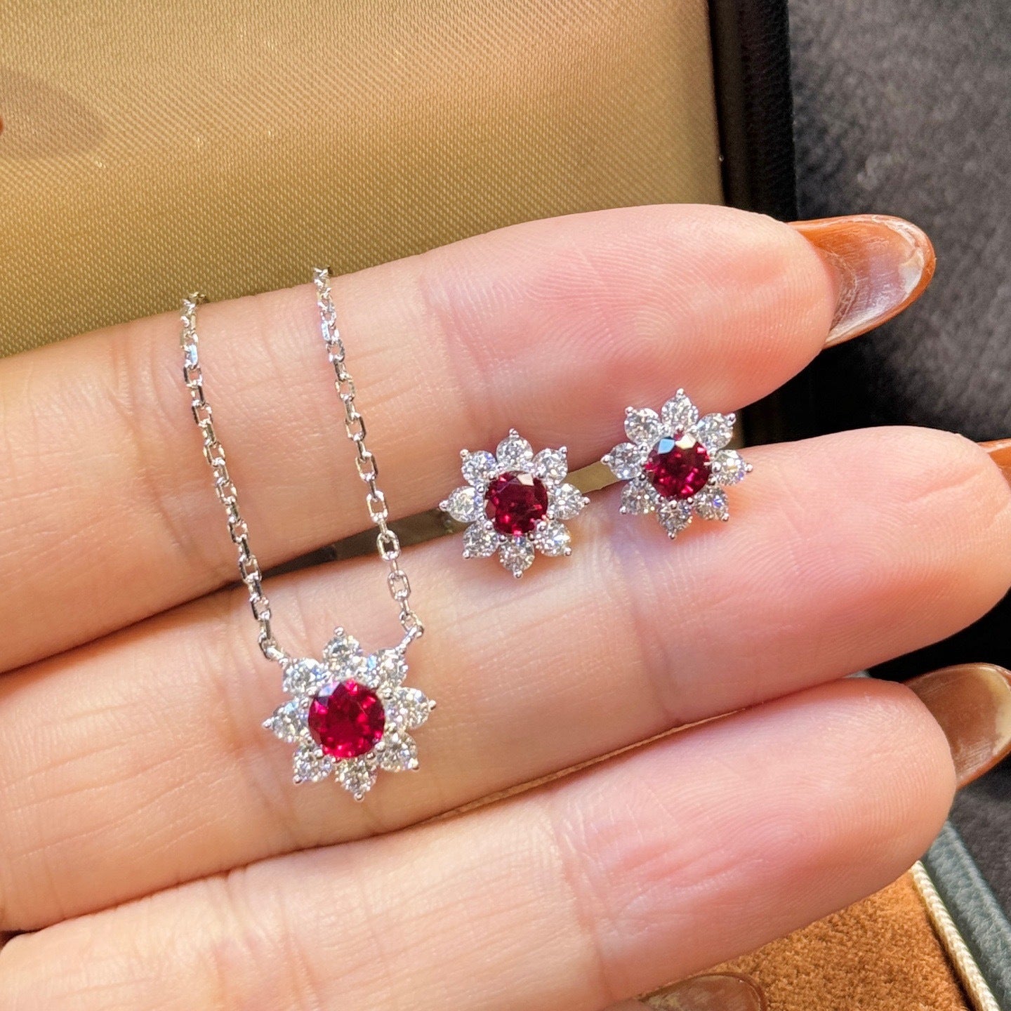 Red Diamond Inlaid Clavicle Chain Female Stud Earrings Weloria
